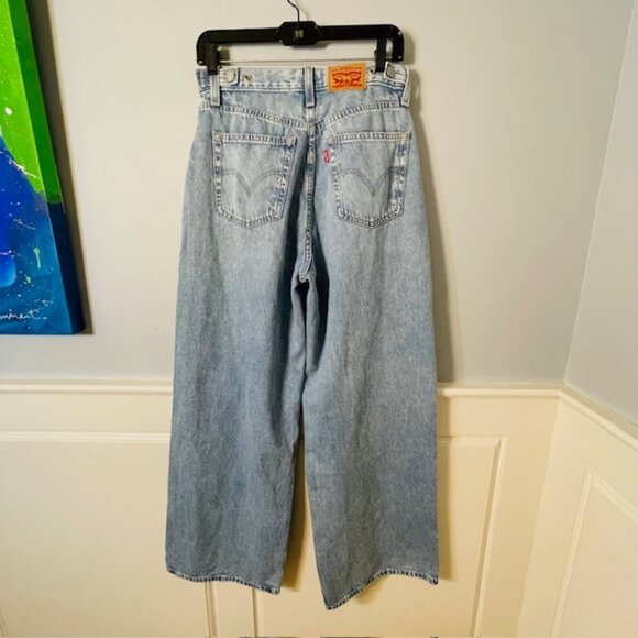 Levi's Light Blue Women's Cinch Baggy Jeans - Picture 8 of 10